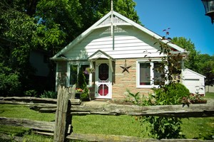 A DOLL HOUSE at NiagaraonthelakeBB.com